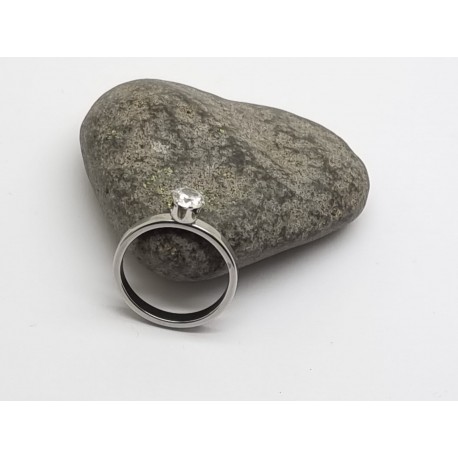 Stainless Steel Ladies Solitair Ring